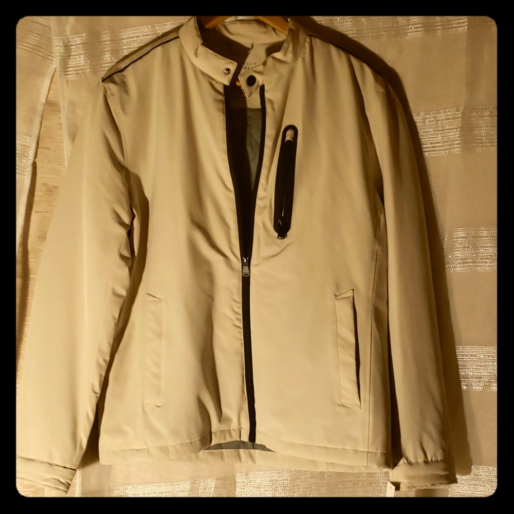 Perry Ellis water resistant Jacket